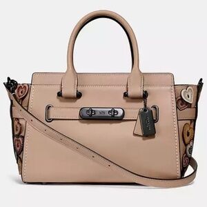 Coach Swagger 27 in Beechwood Beige Coach with Hearts